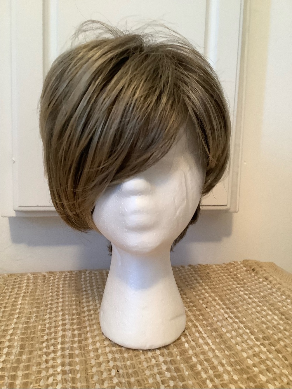 Tiffany & Co. Short Layered Wig in Ash Blonde with Subtle Highlights